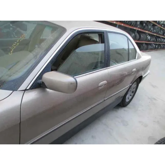 BMW SERIE 7 (E38) '2001 3.0 24V TURBODIESEL CAT CREMA