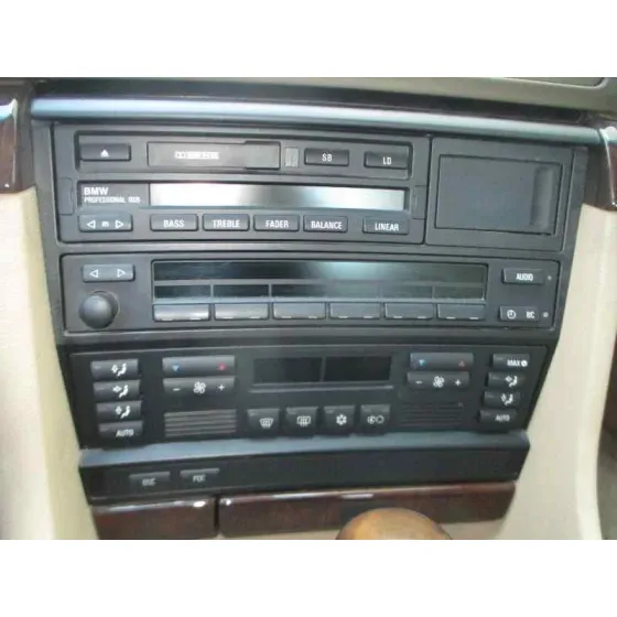 BMW SERIE 7 (E38) '2001 3.0 24V TURBODIESEL CAT CREMA
