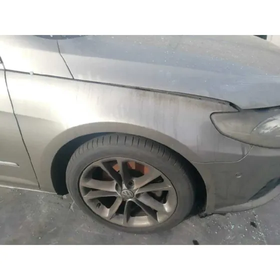 VOLKSWAGEN PASSAT CC (357) '2009 * GRIS