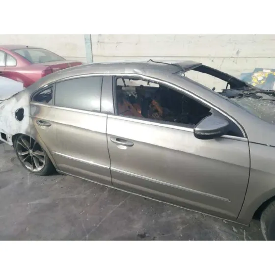 VOLKSWAGEN PASSAT CC (357) '2009 * GRIS