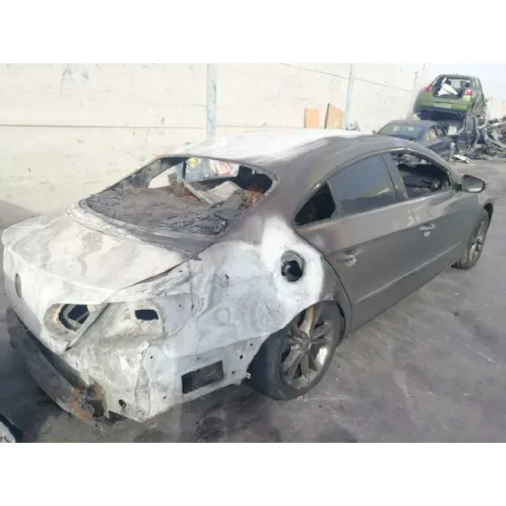 VOLKSWAGEN PASSAT CC (357) '2009 * GRIS