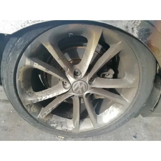 VOLKSWAGEN PASSAT CC (357) '2009 * GRIS