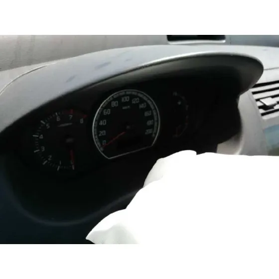 SUZUKI SWIFT BERLINA (MZ) '2008 GL (5-PTAS.) ROJO