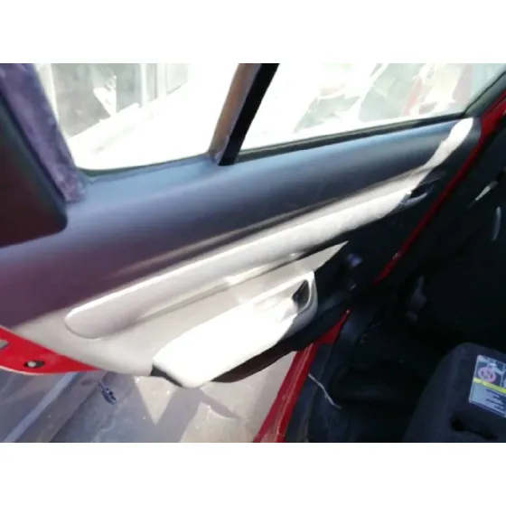 SUZUKI SWIFT BERLINA (MZ) '2008 GL (5-PTAS.) ROJO