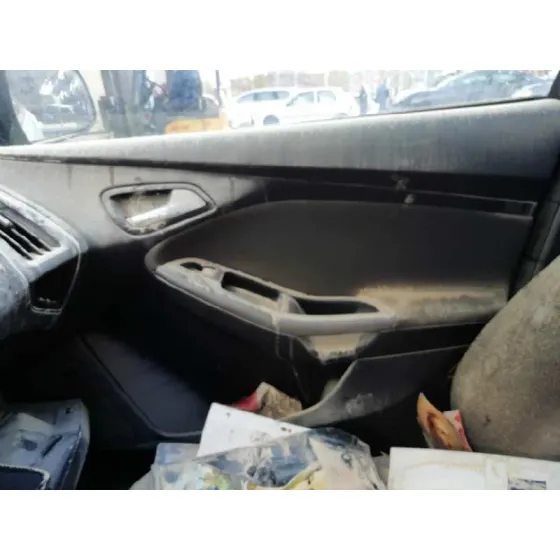 FORD FOCUS LIM. (CB8) '2012 TREND BLANCO