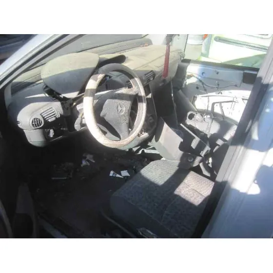 MERCEDES VANEO (W414) FURGONETA COMPACTA '2004 1.7 CDI DIESEL CAT PLATA