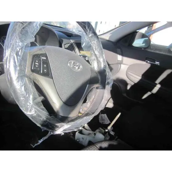 HYUNDAI I30 '2007 CLASSIC GRIS CENIZA