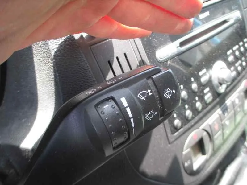 FORD FOCUS C-MAX (CAP) FORD FOCUS C-MAX (CAP) '2005 AMBIENTE (D) GRIS 2003