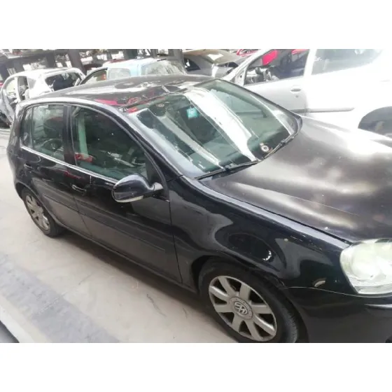 VOLKSWAGEN GOLF V BERLINA (1K1) '2004 CONCEPTLINE (E) NEGRO