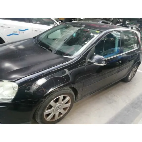 VOLKSWAGEN GOLF V BERLINA (1K1) '2004 CONCEPTLINE (E) NEGRO