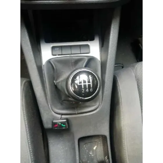 VOLKSWAGEN GOLF V BERLINA (1K1) '2004 CONCEPTLINE (E) NEGRO