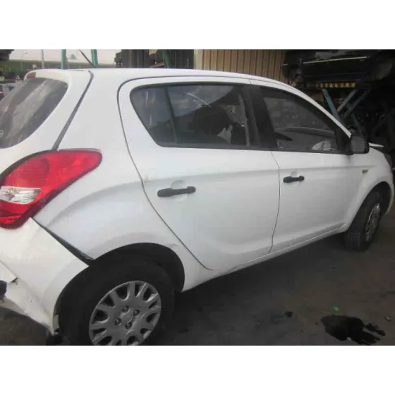 HYUNDAI I20 '2011 STYLE BLANCO