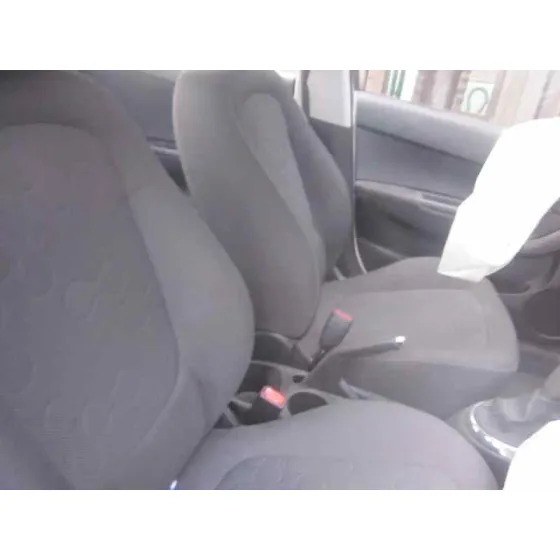 HYUNDAI I20 '2011 STYLE BLANCO