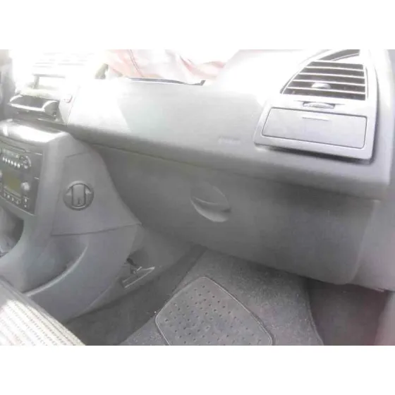 CITROEN C4 BERLINA '2005 LX GRIS