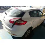RENAULT MEGANE III BERLINA 5 P RENAULT MEGANE III BERLINA 5 P '2009 AUTHENTIQUE BLANCO 2008