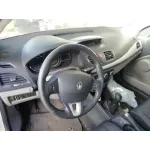 RENAULT MEGANE III BERLINA 5 P RENAULT MEGANE III BERLINA 5 P '2009 AUTHENTIQUE BLANCO 2008