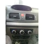 RENAULT MEGANE III BERLINA 5 P RENAULT MEGANE III BERLINA 5 P '2009 AUTHENTIQUE BLANCO 2008