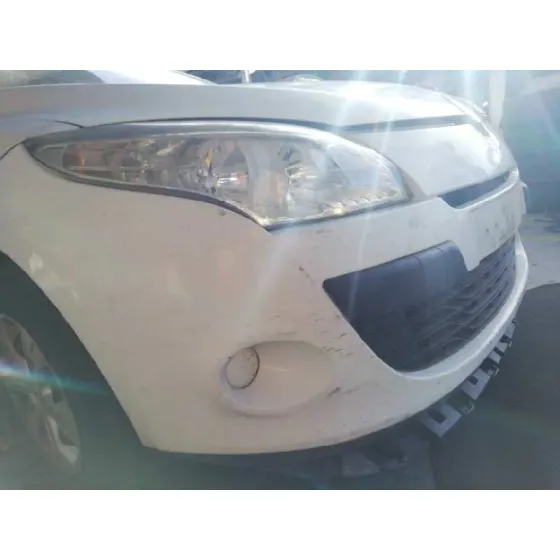 RENAULT MEGANE III BERLINA 5 P '2009 AUTHENTIQUE BLANCO
