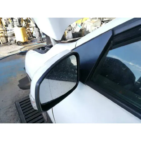 RENAULT MEGANE III BERLINA 5 P '2009 AUTHENTIQUE BLANCO