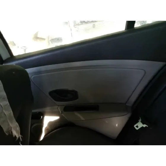 RENAULT MEGANE III BERLINA 5 P '2009 AUTHENTIQUE BLANCO