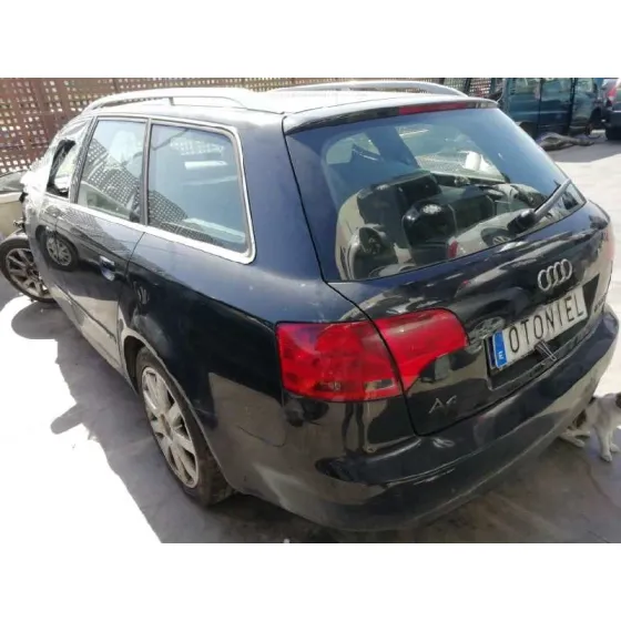AUDI A4 AVANT (8E) '2005 2.0 TDI NEGRO