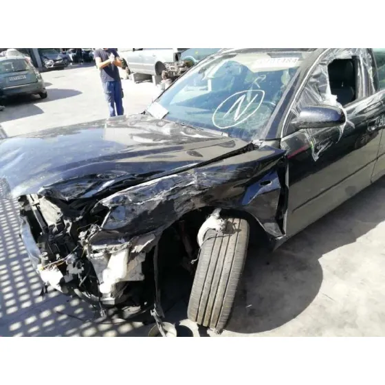 AUDI A4 AVANT (8E) '2005 2.0 TDI NEGRO