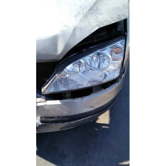 FORD MONDEO BERLINA (GE) '2003 AMBIENTE (06.2003->) (D) MARRON