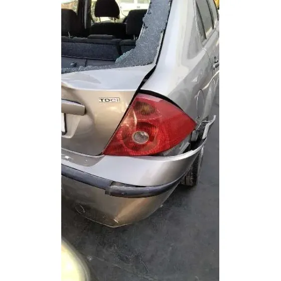 FORD MONDEO BERLINA (GE) '2003 AMBIENTE (06.2003->) (D) MARRON