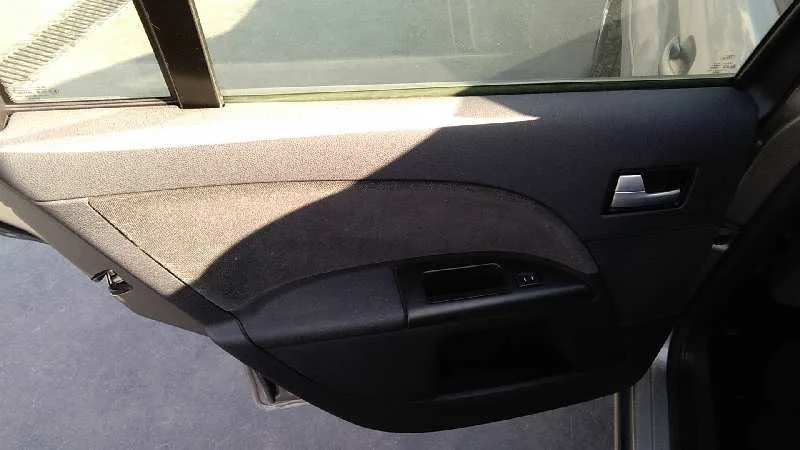 FORD MONDEO BERLINA (GE) '2003 AMBIENTE (06.2003->) (D) MARRON
