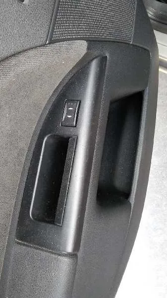 FORD MONDEO BERLINA (GE) '2003 AMBIENTE (06.2003->) (D) MARRON