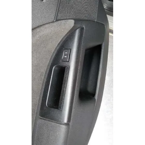 FORD MONDEO BERLINA (GE) '2003 AMBIENTE (06.2003->) (D) MARRON