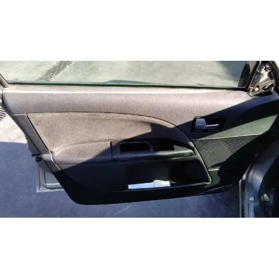FORD MONDEO BERLINA (GE) '2003 AMBIENTE (06.2003->) (D) MARRON