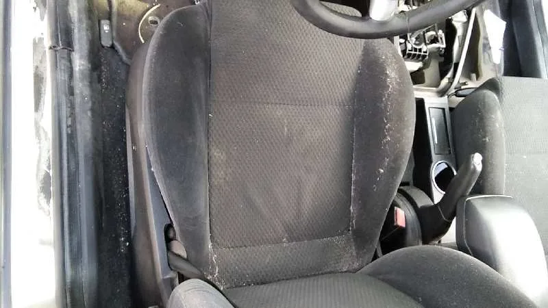 FORD MONDEO BERLINA (GE) '2003 AMBIENTE (06.2003->) (D) MARRON