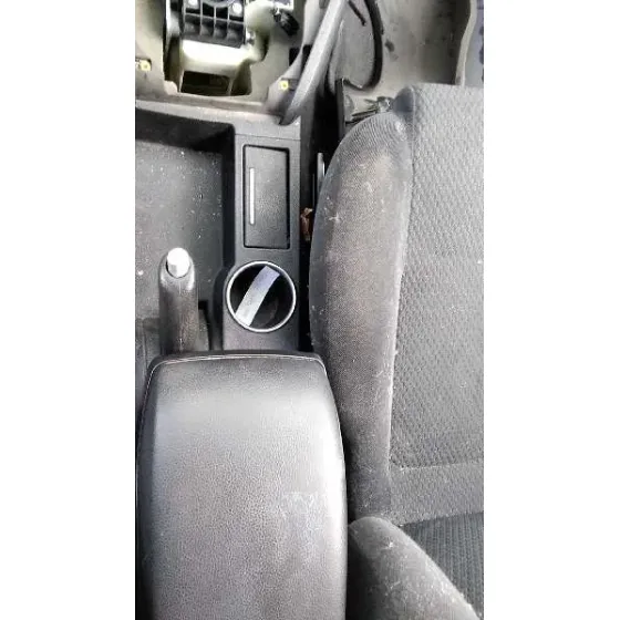 FORD MONDEO BERLINA (GE) '2003 AMBIENTE (06.2003->) (D) MARRON
