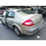 RENAULT MEGANE II CLASSIC BERLINA RENAULT MEGANE II CLASSIC BERLINA '2006 1.6 16V CHAMPANG 2003