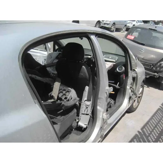 OPEL CORSA D '2014 "111 YEARS" PLATA