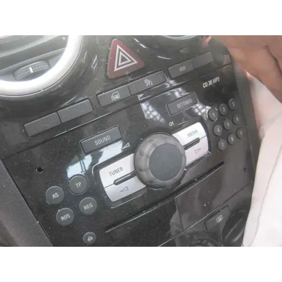 OPEL CORSA D '2014 "111 YEARS" PLATA