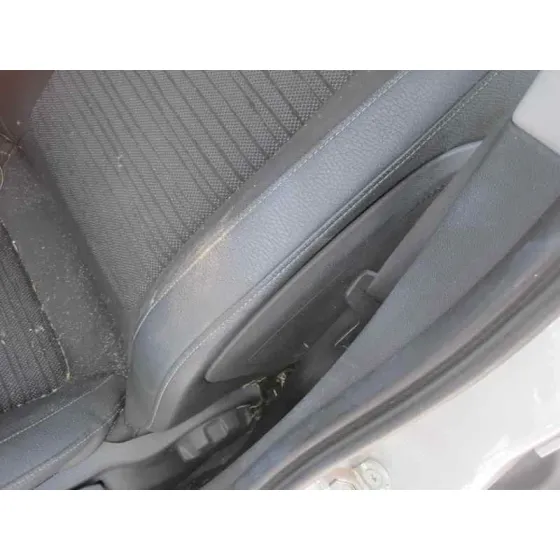 OPEL CORSA D '2014 "111 YEARS" PLATA