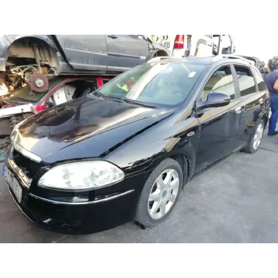 FIAT CROMA (194) '2006 1.9 16V MULTIJET DYNAMIC (12.2007->) NEGRO