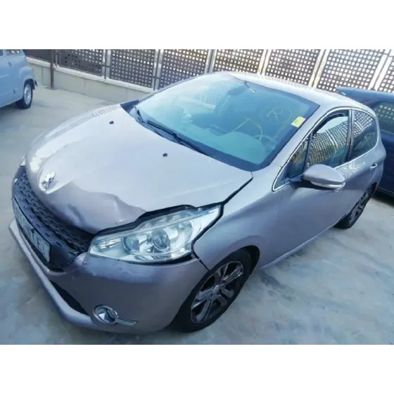 PEUGEOT 208 '2012 ALLURE PLATA