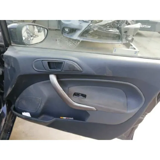 FORD FIESTA (CB1) '2010 TITANIUM NEGRO