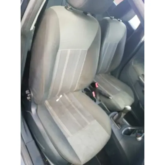 FORD FIESTA (CB1) '2010 TITANIUM NEGRO