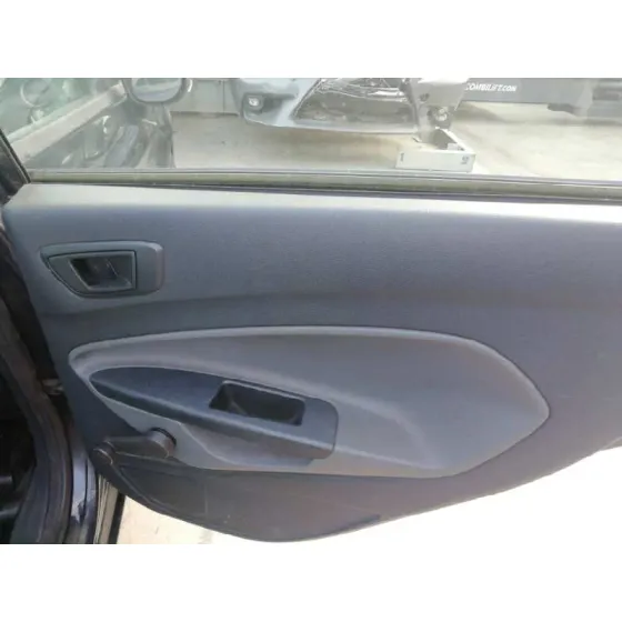 FORD FIESTA (CB1) '2010 TITANIUM NEGRO