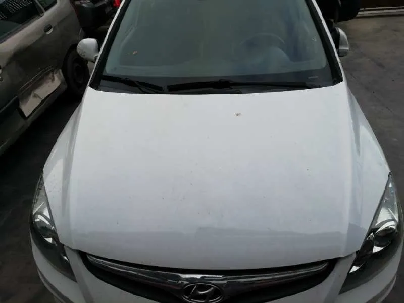 HYUNDAI I30 HYUNDAI I30 '2011 STYLE BLANCO 2010