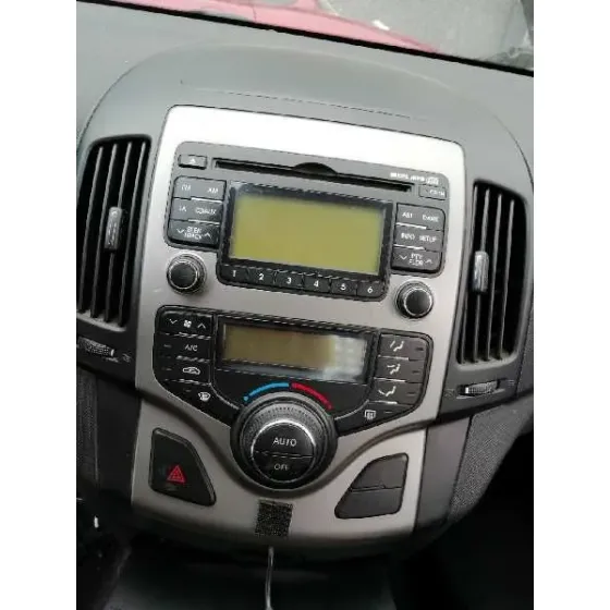 HYUNDAI I30 '2011 STYLE BLANCO