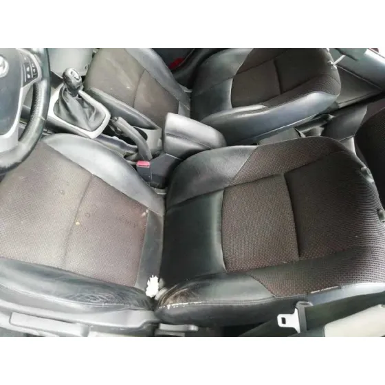 HYUNDAI I30 '2011 STYLE BLANCO