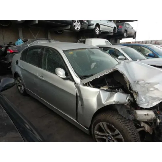 BMW SERIE 3 BERLINA (E90) '2008 320D GRIS