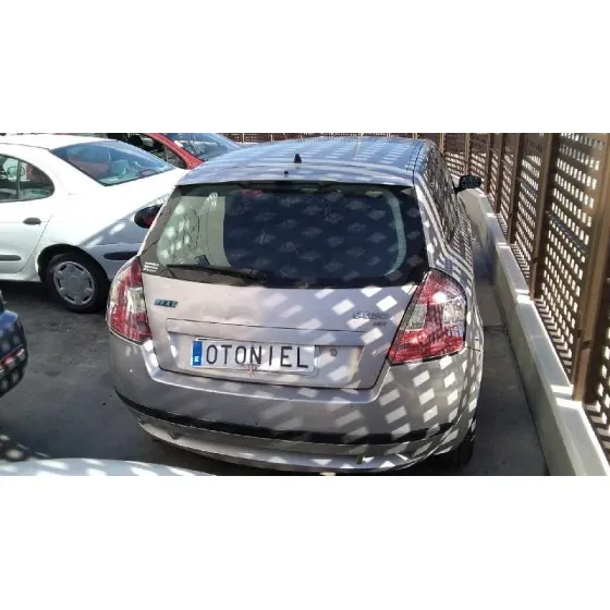 FIAT STILO (192) '2002 1.6 16V ACTIVE PLATA