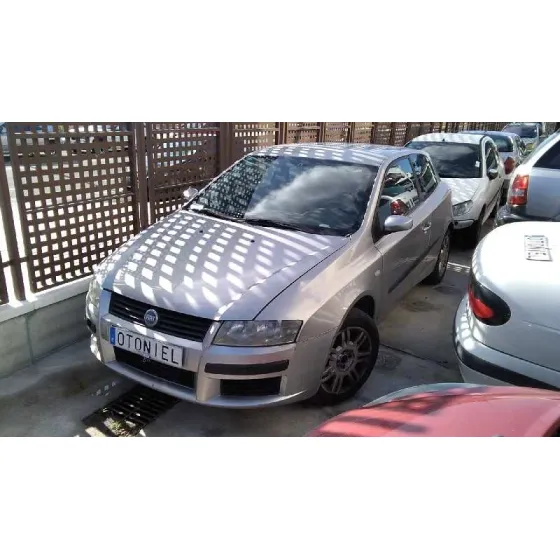FIAT STILO (192) '2002 1.6 16V ACTIVE PLATA