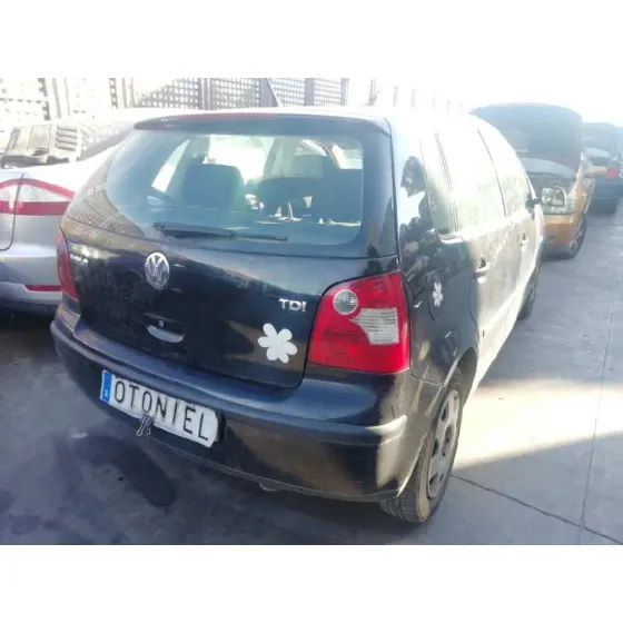 VOLKSWAGEN POLO (9N1) '2004 1.4 TDI NEGRO